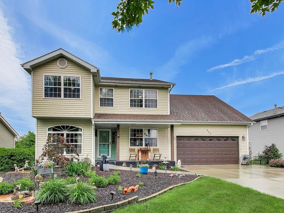 1st image of 909 Arrowhead Dr