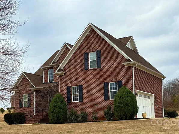 1127 Black Beauty Trl, Rockwell, NC 28138