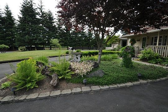 3rd image of 3710 91st St NE