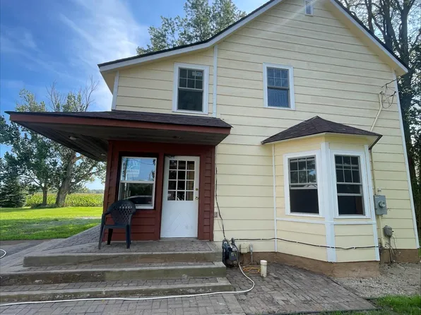 3912 413th Ave NE, Braham, MN 55006