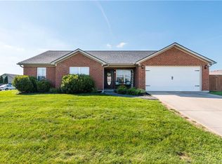 12101 Prairie Pl, Sellersburg, IN 47172