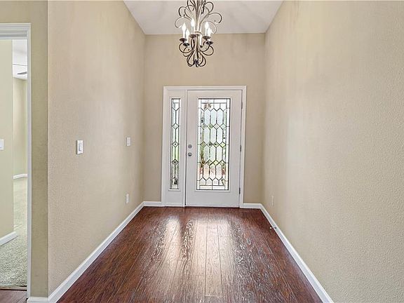 3rd image of 6520 Pine Ln