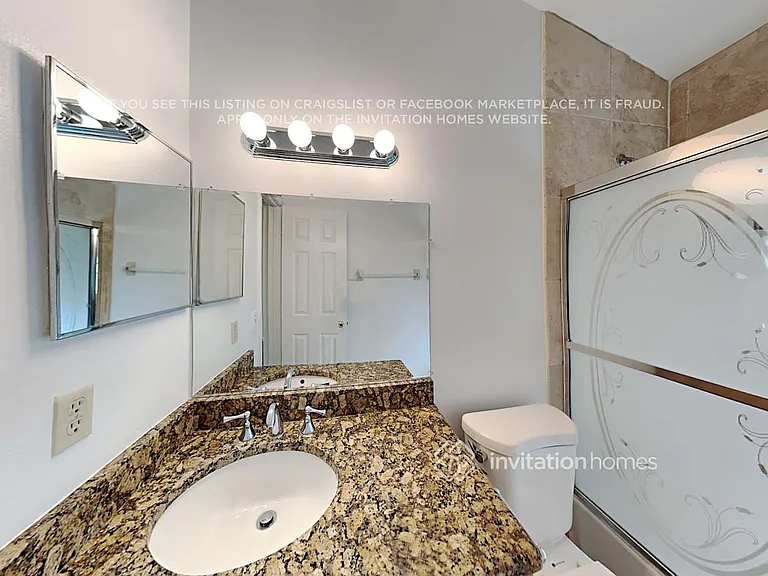 1039 Whittier Cir — Photo 15