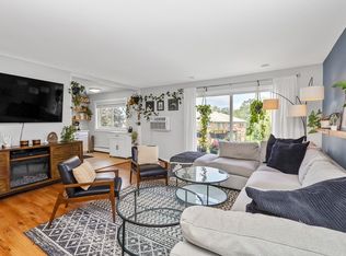 23 Fernview Ave APT 5, North Andover, MA 01845