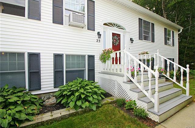 1st image of 23 Wood Ln