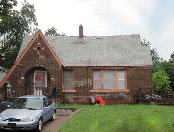 1st image of 2144 Glen Ellyn St
