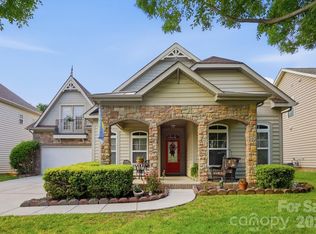 8452 Whitehawk Hill Rd, Waxhaw, NC 28173