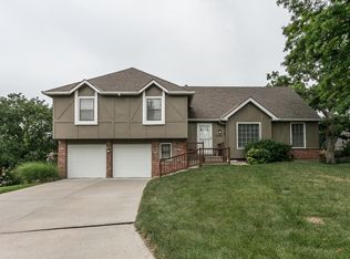 12646 W 104th Ter, Overland Park, KS 66215