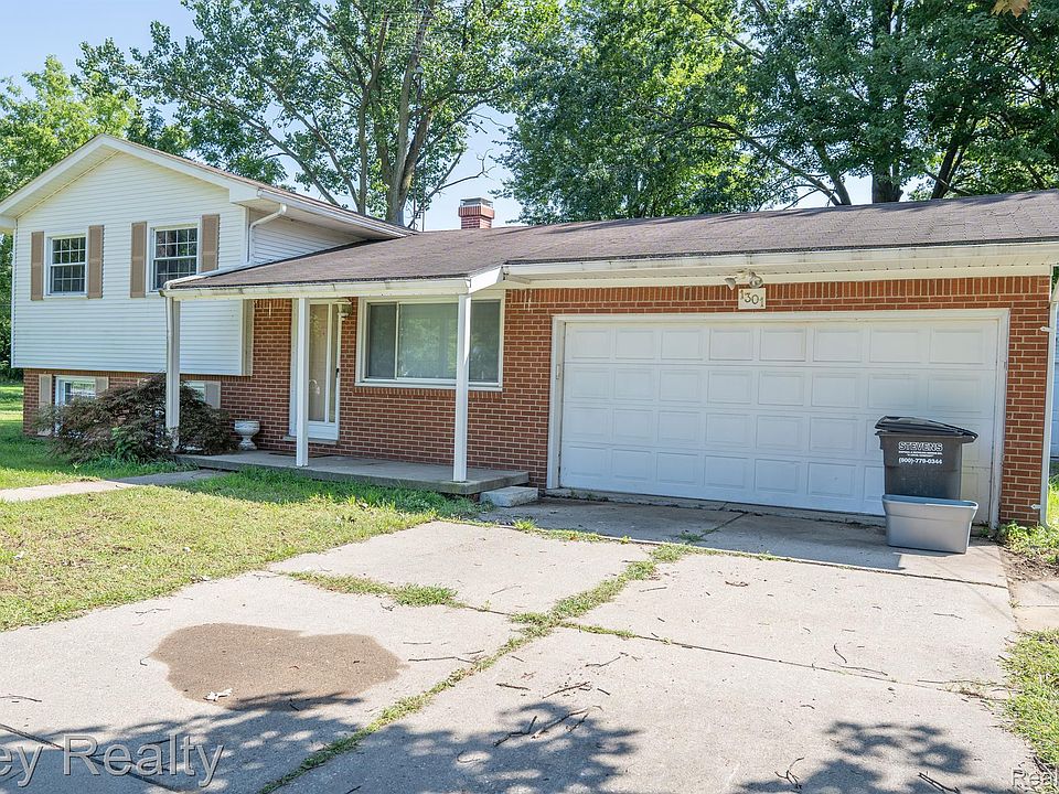 1st image of 1301 Burrwood St