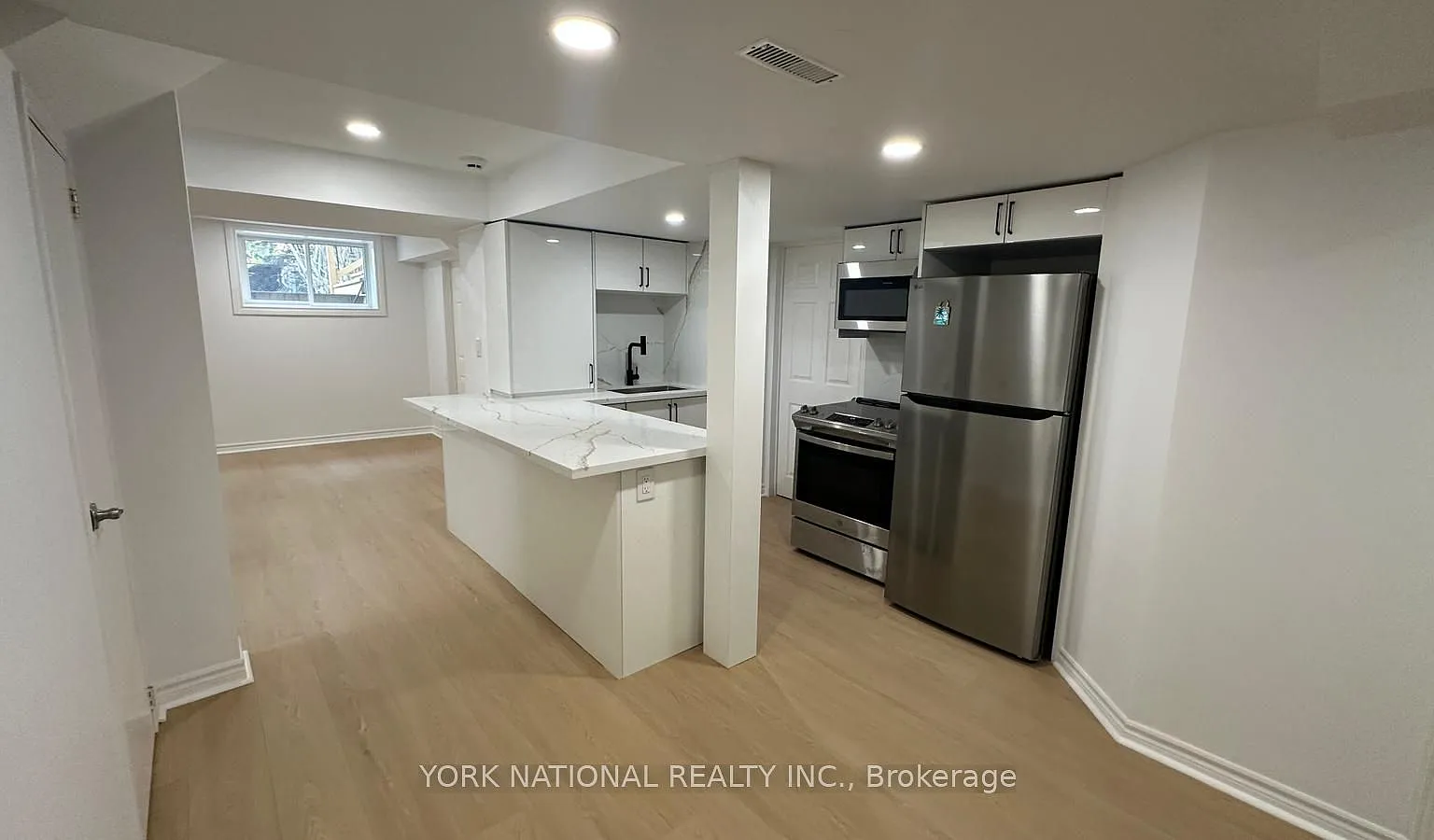 2 bed, $1,920 — Photo 3