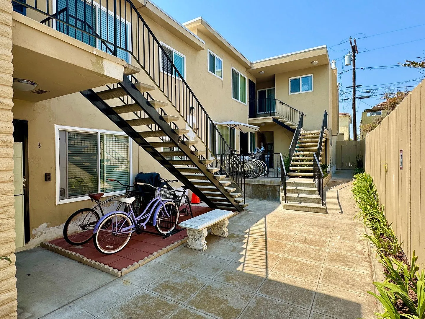 1152 Oliver Ave — Photo 3