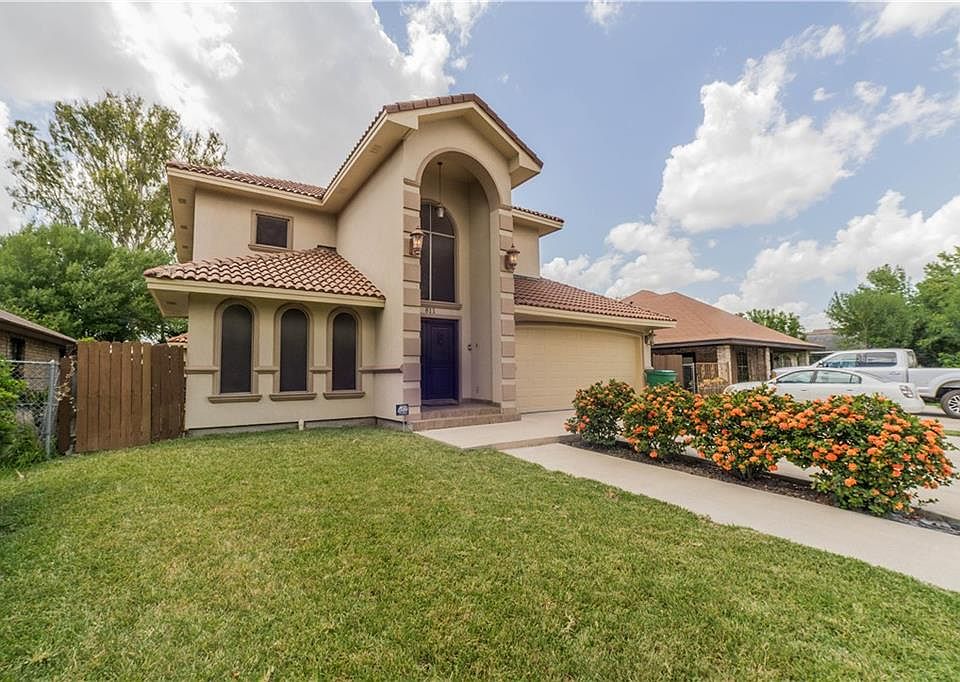 1st image of 811 N Tierra Dr