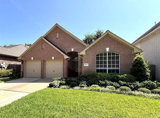 603 Avery Dr, Sugar Land, TX 77479