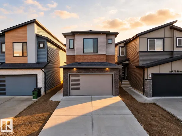 115 28th Ave SW, Edmonton, AB T6X 1A5