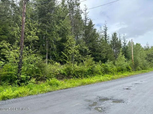 612 Council Dr, Wrangell, AK 99929