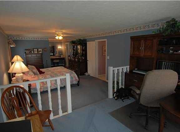 5709 Montfort Ln, Crestwood KY 40014