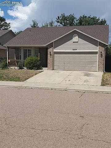 1st image of 6256 Gossamer St