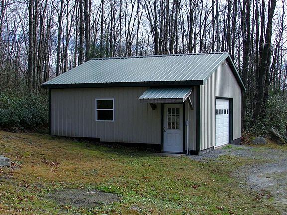 5th image of 8 Buck Dr