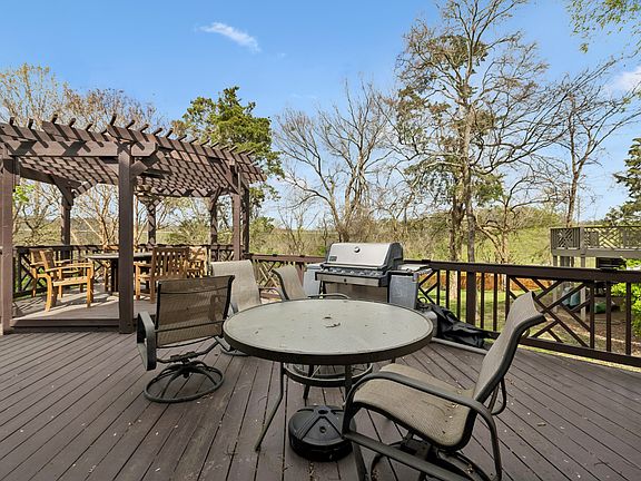 5th image of 1022 Stonebridge Park Dr