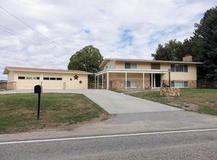 450 E Beacon Light Rd, Eagle, ID 83616