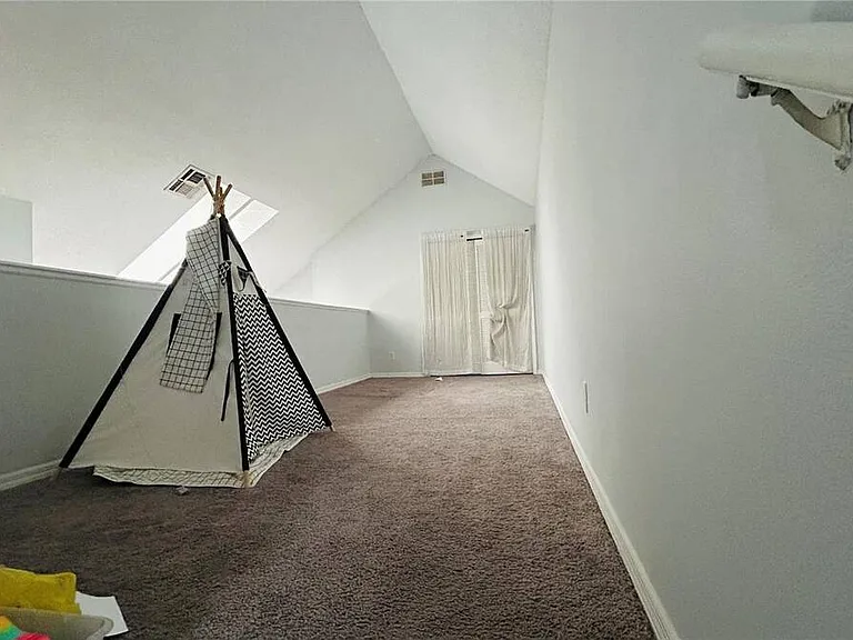 6010 Westgate Dr #303 — Photo 22