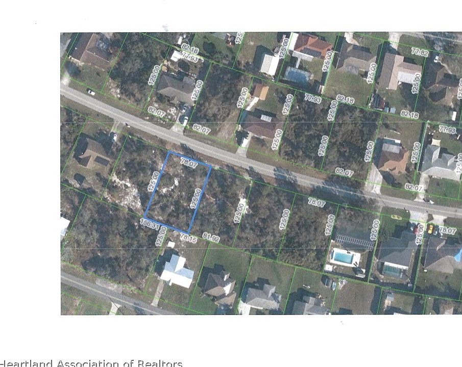 1st image of 126 Loquat Rd NW