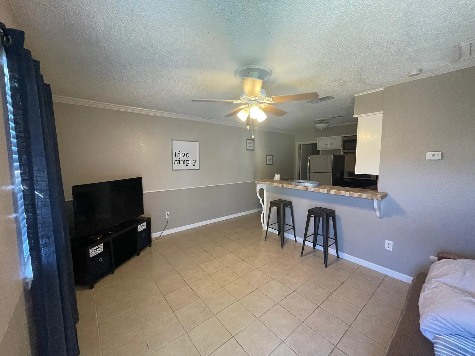 1 bed, 700 sqft, $950 — Photo 1