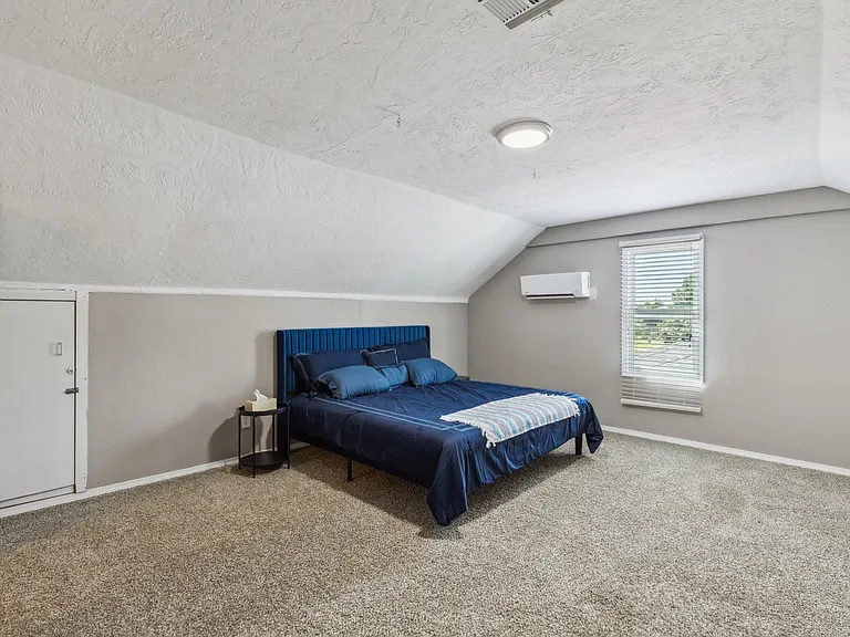 1101 Glenwood Ave — Photo 37