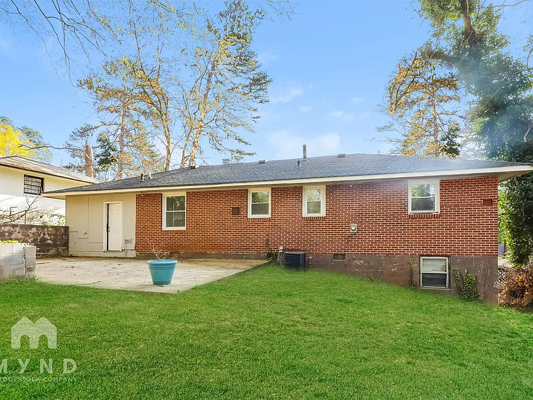 4769 Ridgewood Dr — Photo 19