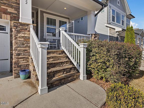 5th image of 62 Salt Cedar Ln