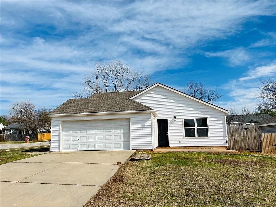 1st image of 1044 Shadowlake Rd