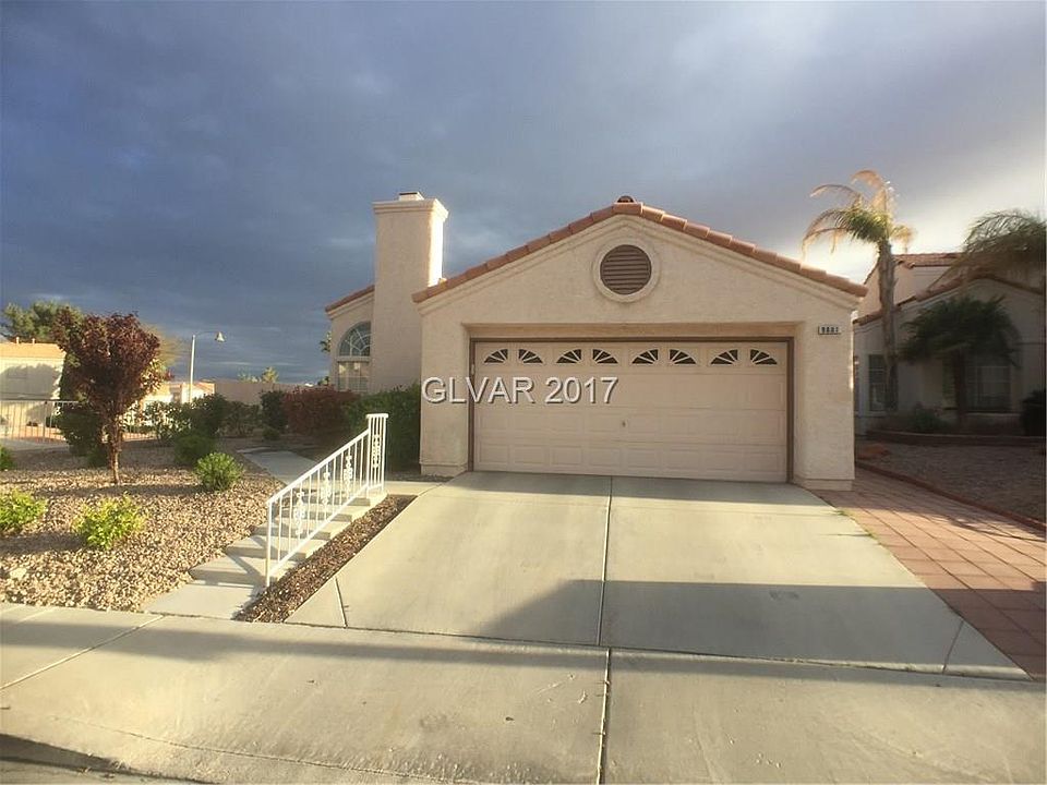 1st image of 9801 Cross Creek Way