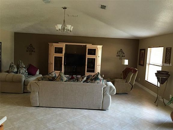 5th image of 3326 Newmark Dr