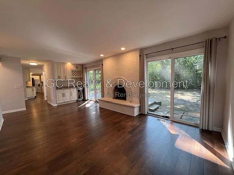 3148 Cottonwood Ct — Photo 6