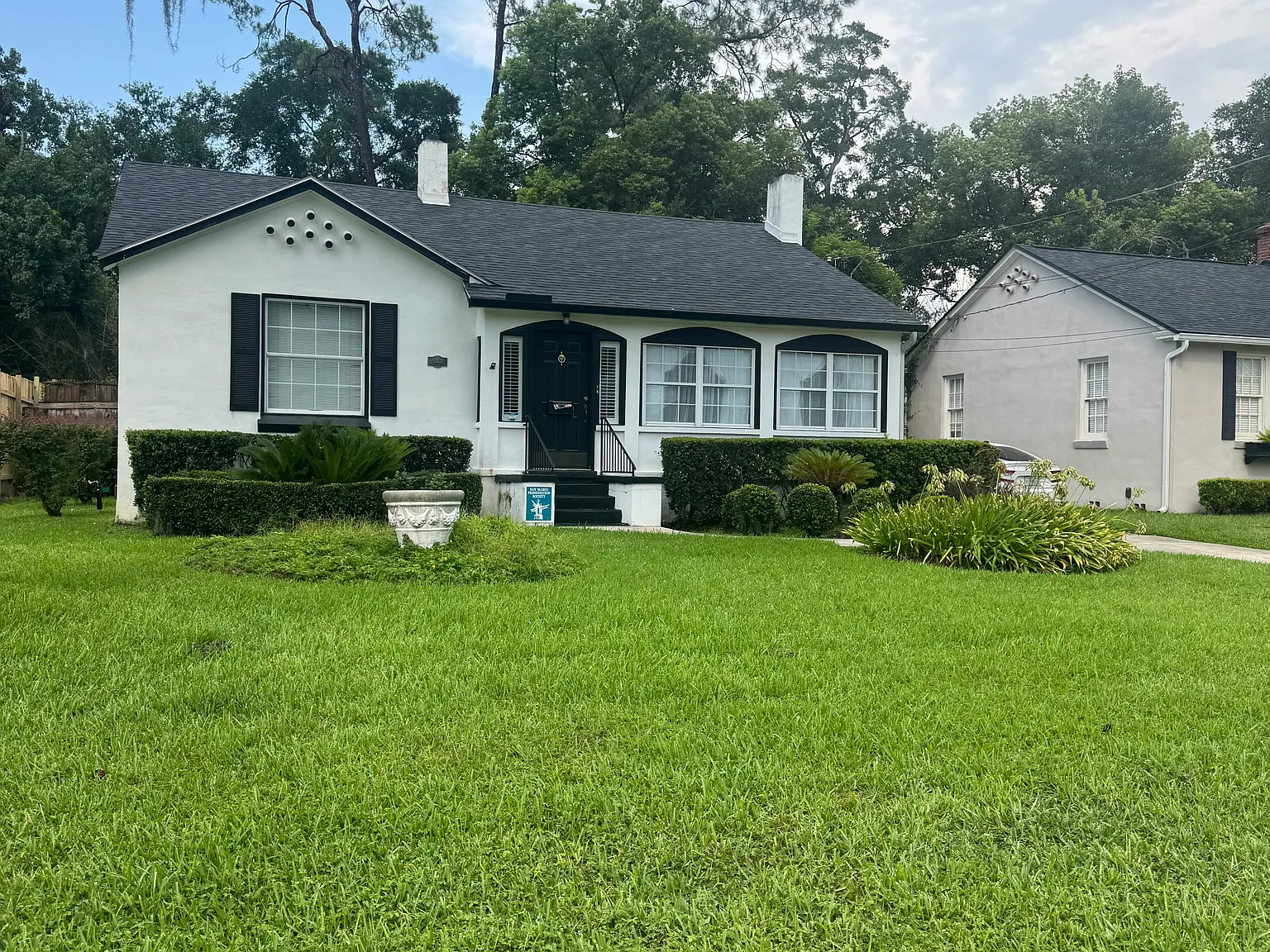 2 bed, 1300 sqft, $3,000 — Photo 1