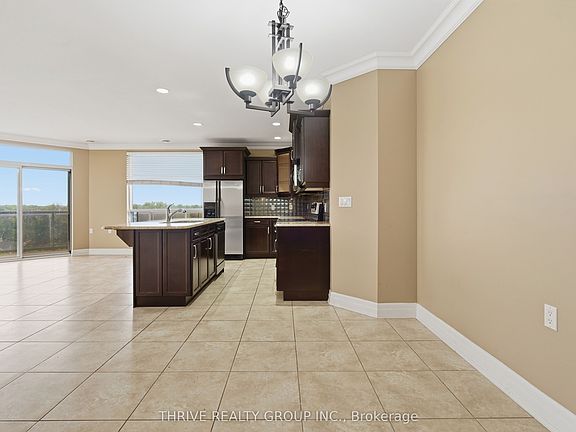 4th image of 250 Pall Mall St #802