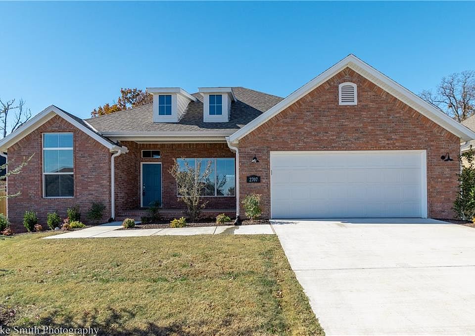 1st image of 2707 N Grey Squirrel Dr