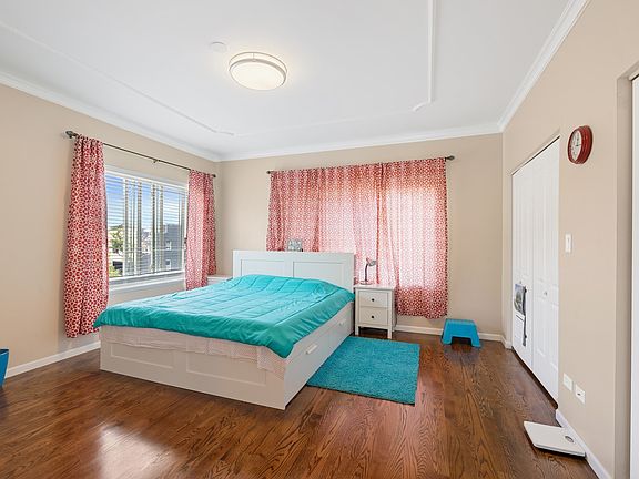 5th image of 3505 S Parnell Ave #A