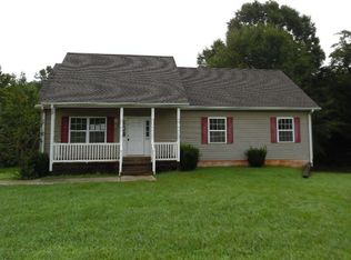 326 Silas Ct, Woodruff, SC 29388