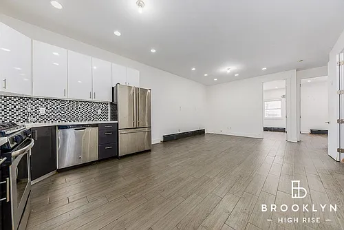 191 Graham Ave #3 Photo 1