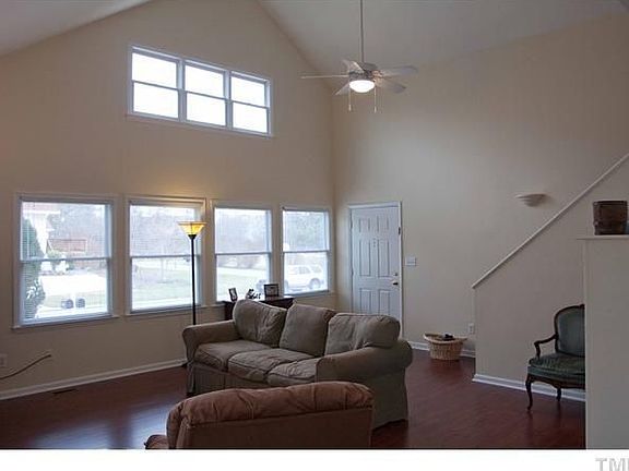 2nd image of 302 McGregor Dr