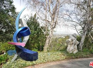 12956 Blairwood Dr, Studio City, CA 91604