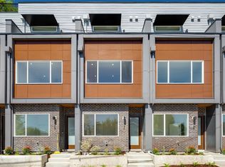 1734 N 41st St, Seattle, WA 98103