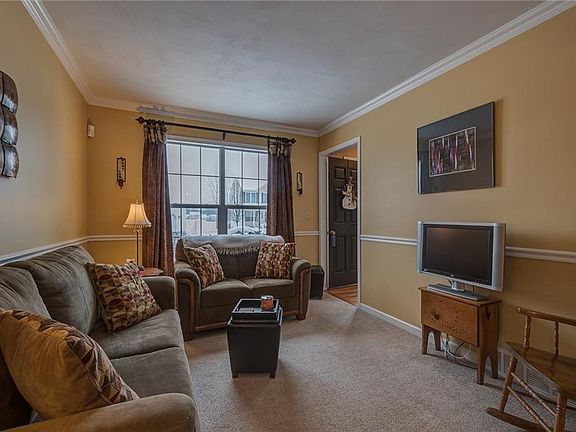 5th image of 8256 Justin Dr