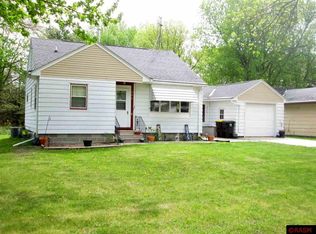 206 N 2nd St, Odin, MN 56160