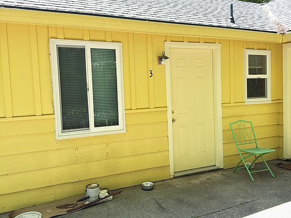 3rd image of 24 Grainger Ln #3