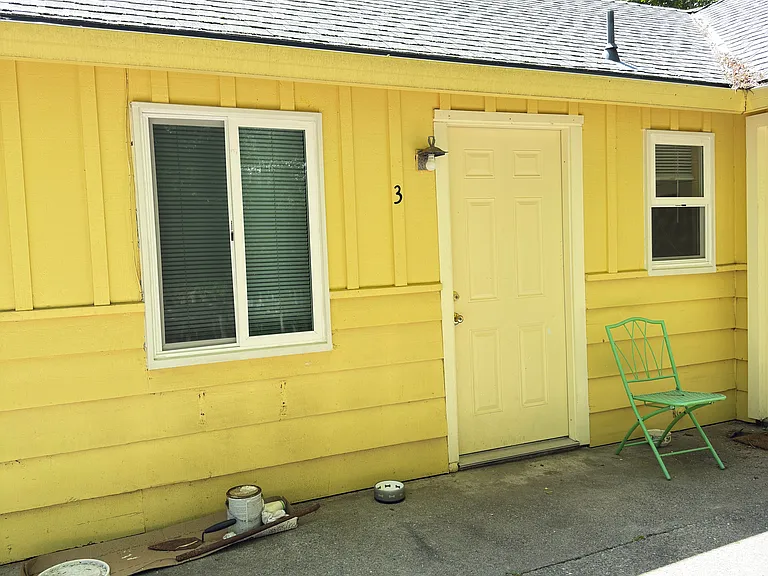 24 Grainger Ln #3 — Photo 3