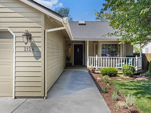 3rd image of 2124 NE Carrie Ln