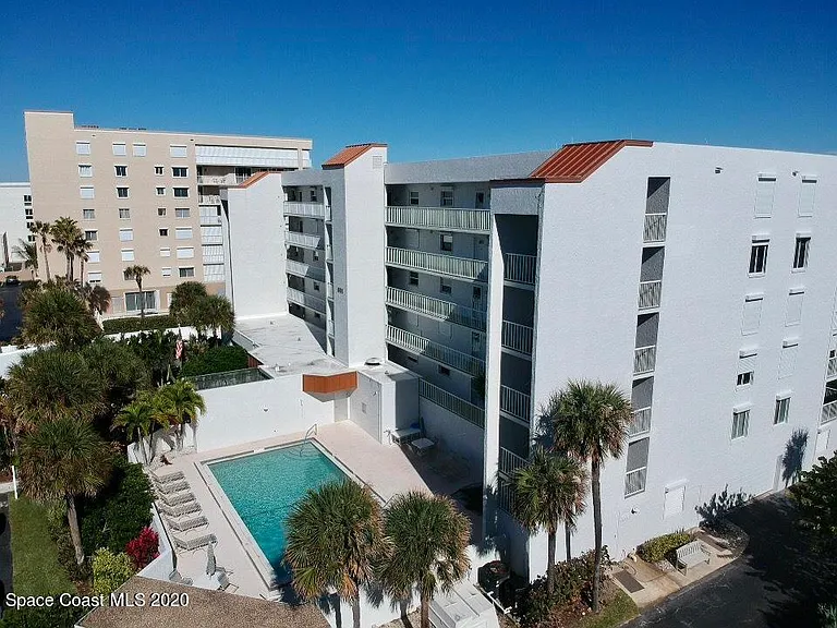 1555 N Highway A1A #202 — Photo 4