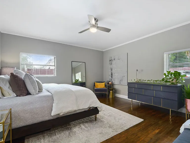 520 Broadway Ave #2 — Photo 4